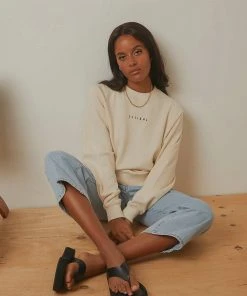 New & Most Loved Minimal Thrills Crew - Unbleached