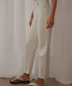 Abrand A Venice Straight Jeans - White Sand New & Most Loved 7 Abrand A Venice Straight Jeans - White Sand New & Most Loved