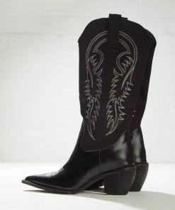 Cult Avenue New & Most Loved Backseat Rider Cowboy Boot - Black 13 Cult Avenue New & Most Loved Backseat Rider Cowboy Boot - Black