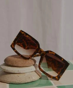 Peppermayo Minka Sunglasses - Tort New & Most Loved