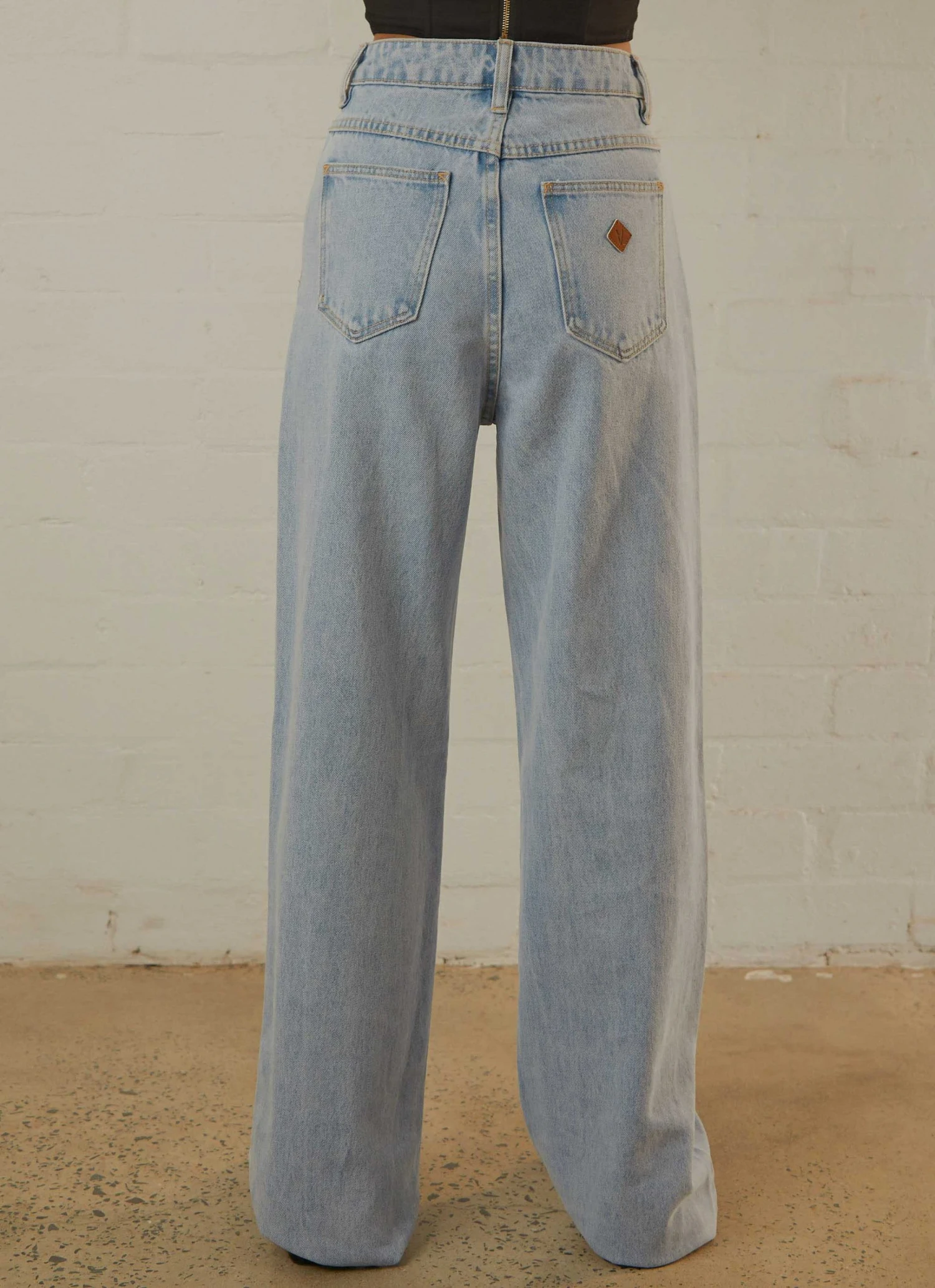 Abrand A 94 High & Wide Jean - Walk Away 6 Abrand A 94 High & Wide Jean - Walk Away