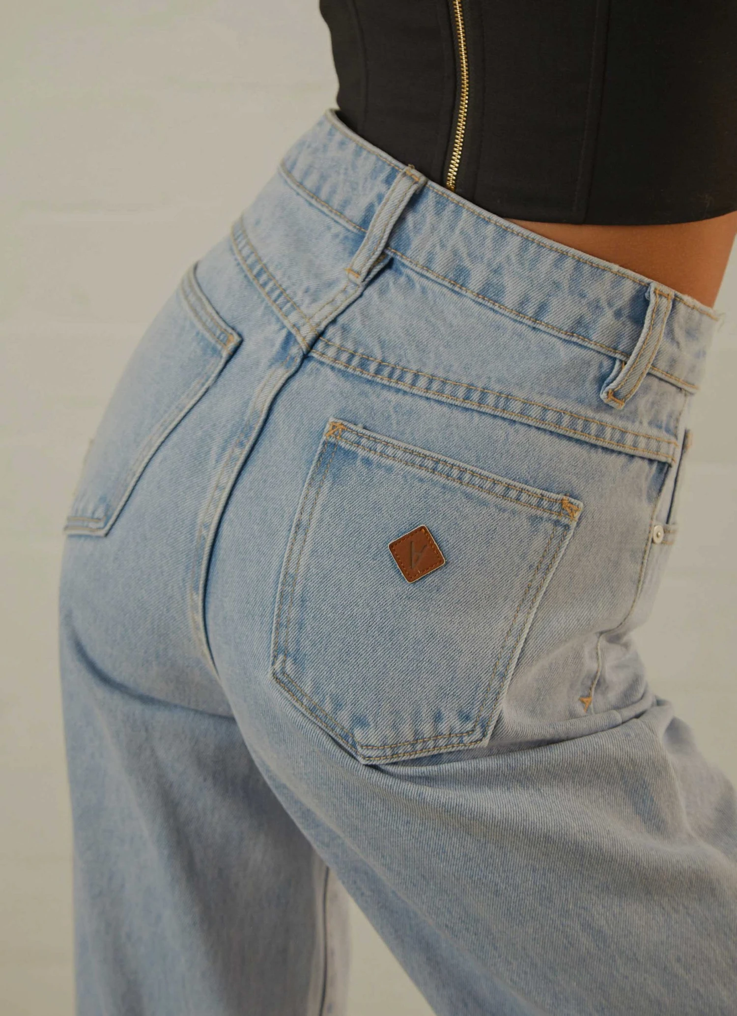 Abrand A 94 High & Wide Jean - Walk Away 5 Abrand A 94 High & Wide Jean - Walk Away