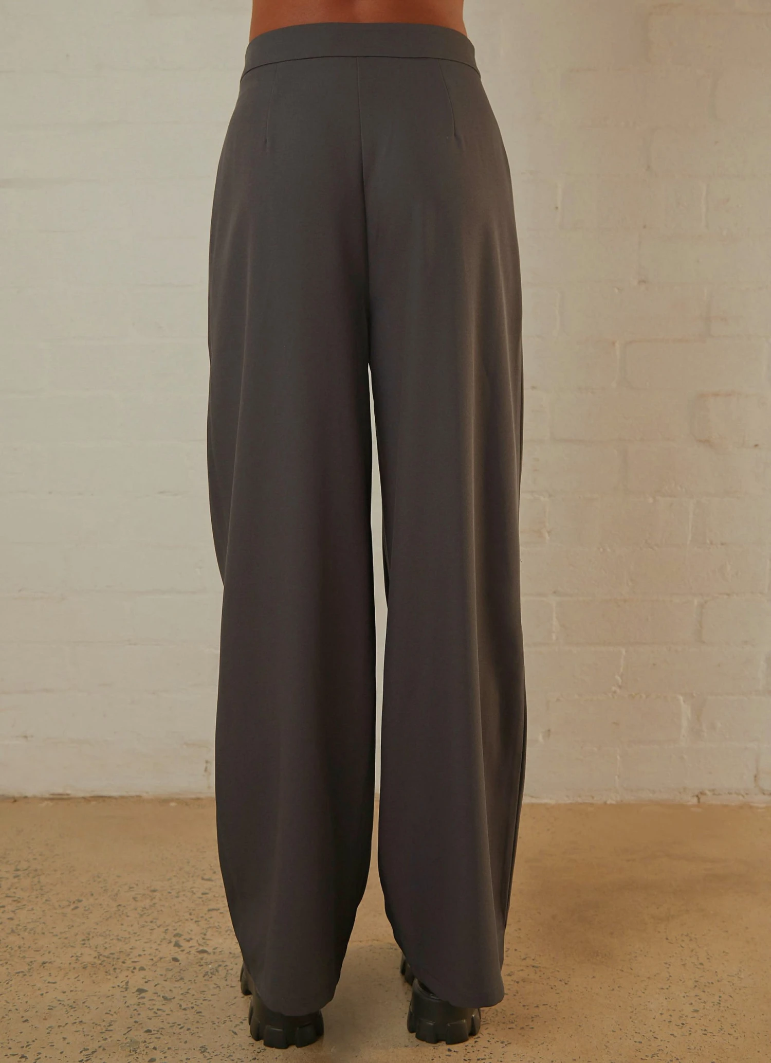 4th & Reckless Bennet Trouser - Dark Grey New & Most Loved 5 4th & Reckless Bennet Trouser - Dark Grey New & Most Loved