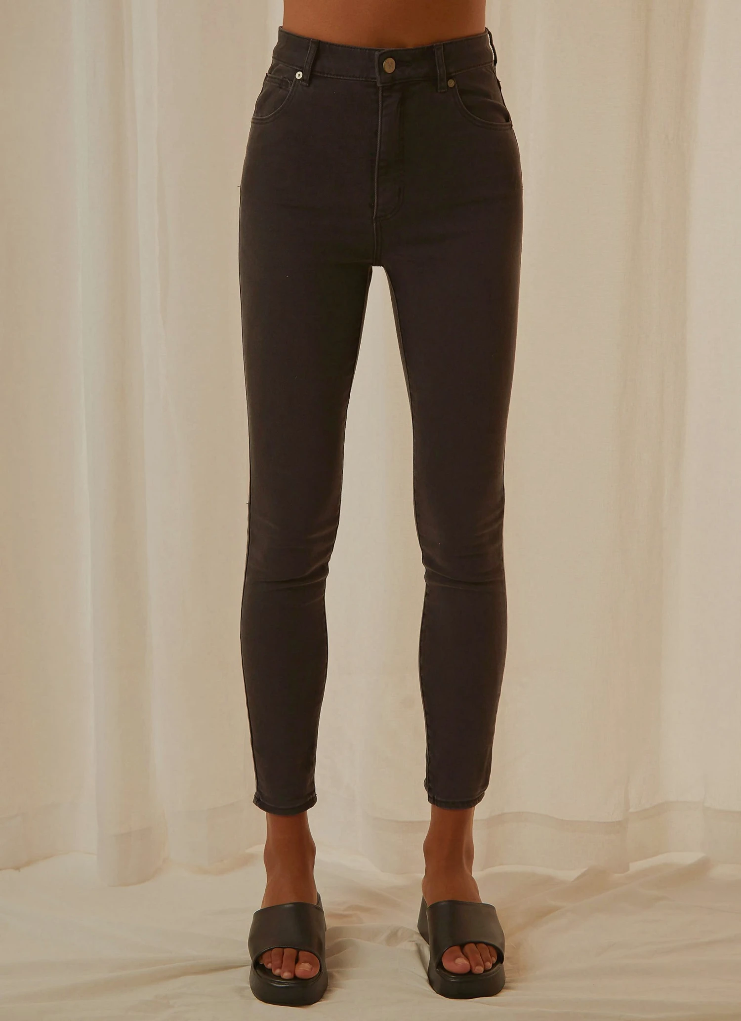 Abrand A High Skinny Ankle Basher Jeans - Graphite New & Most Loved 3 Abrand A High Skinny Ankle Basher Jeans - Graphite New & Most Loved