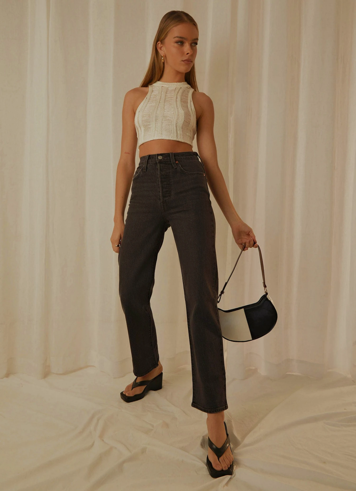 Levi's Ribcage Straight Ankle Jeans - Feelin' Cagey 1 Levi's Ribcage Straight Ankle Jeans - Feelin' Cagey