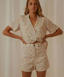 Cools Club Jean Short - Peach Floral New & Most Loved 8 Cools Club Jean Short - Peach Floral New & Most Loved