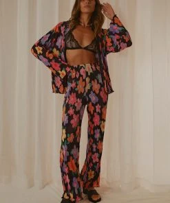 Peppermayo Exclusive 90s Muse Pants - Noir Bloom 9 Peppermayo Exclusive 90s Muse Pants - Noir Bloom