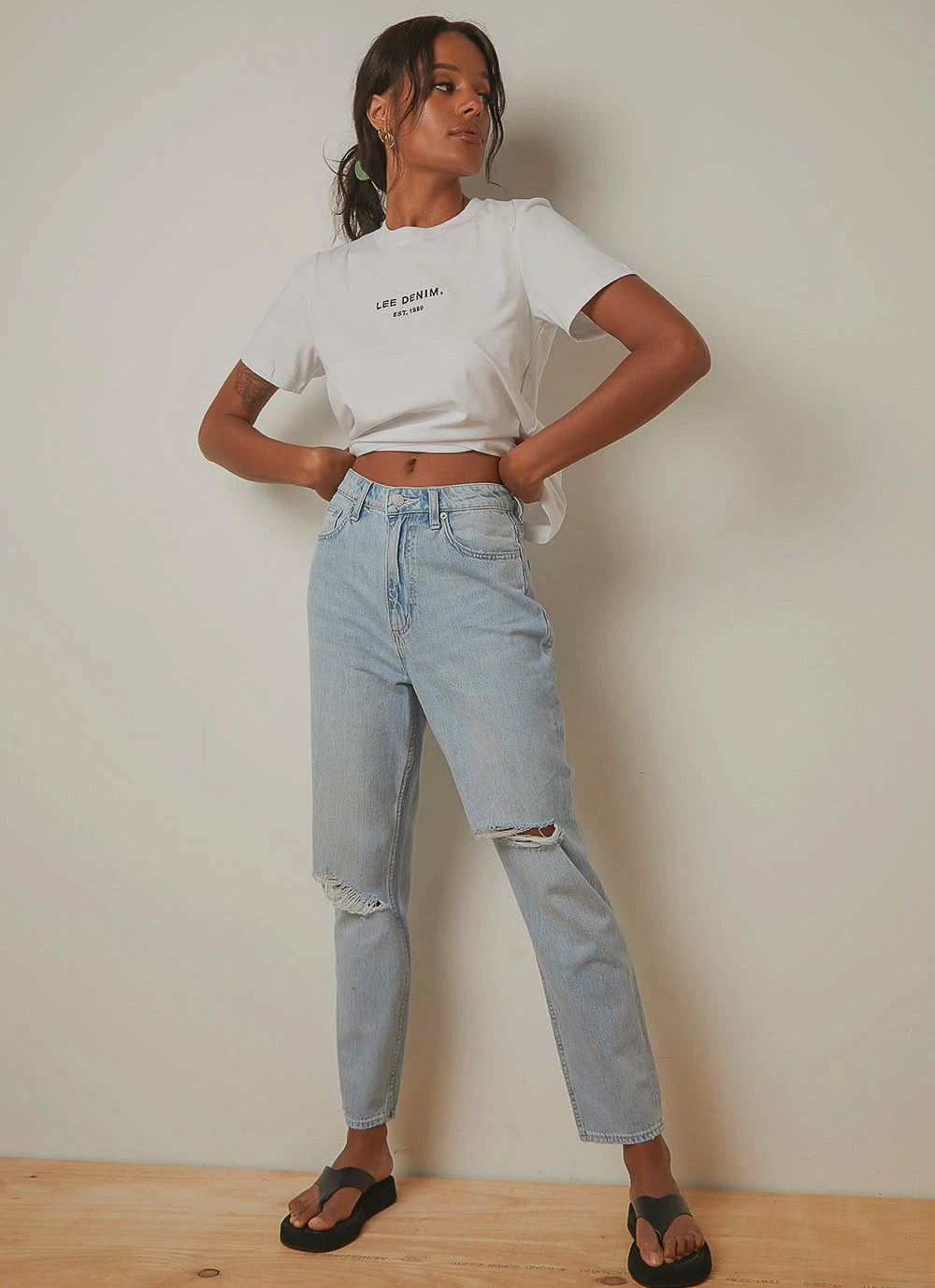 Lee HIgh Mom Jeans - Oxy Destruct 1 Lee HIgh Mom Jeans - Oxy Destruct