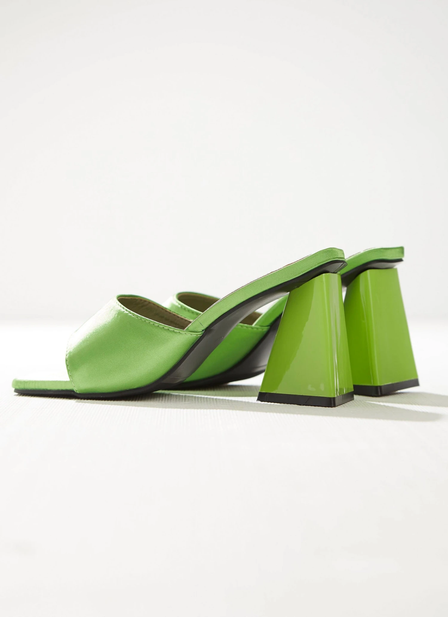 Cult Avenue New & Most Loved N.Y Nights Heel - Summer Green 9 Cult Avenue New & Most Loved N.Y Nights Heel - Summer Green