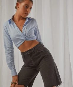 Wrangler Frances Short - Moonshadow