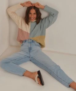 Levi's High Loose Taper Jeans - Near Sighted New & Most Loved