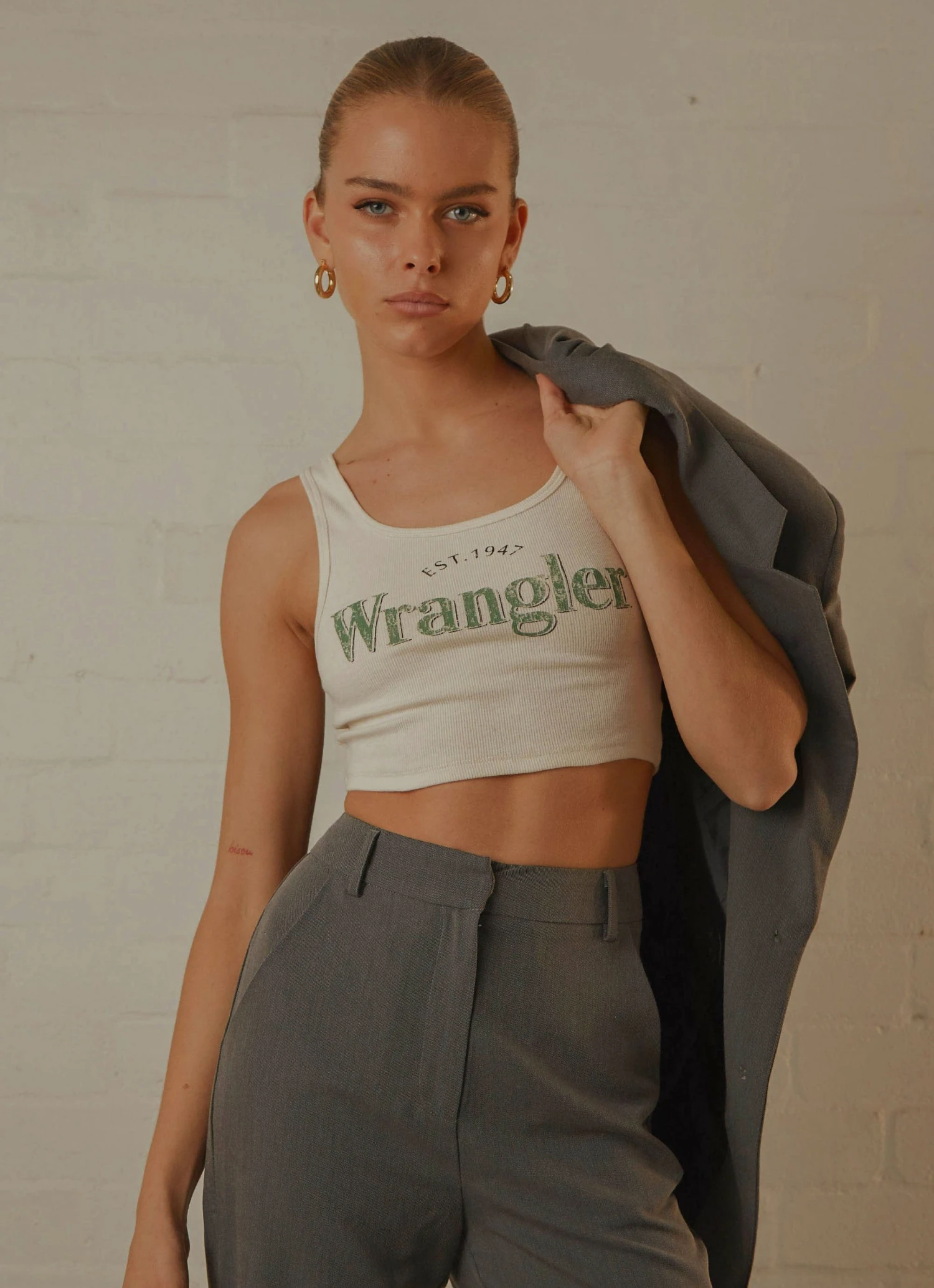 Wrangler The Reaction Tank - Ecru 1 Wrangler The Reaction Tank - Ecru