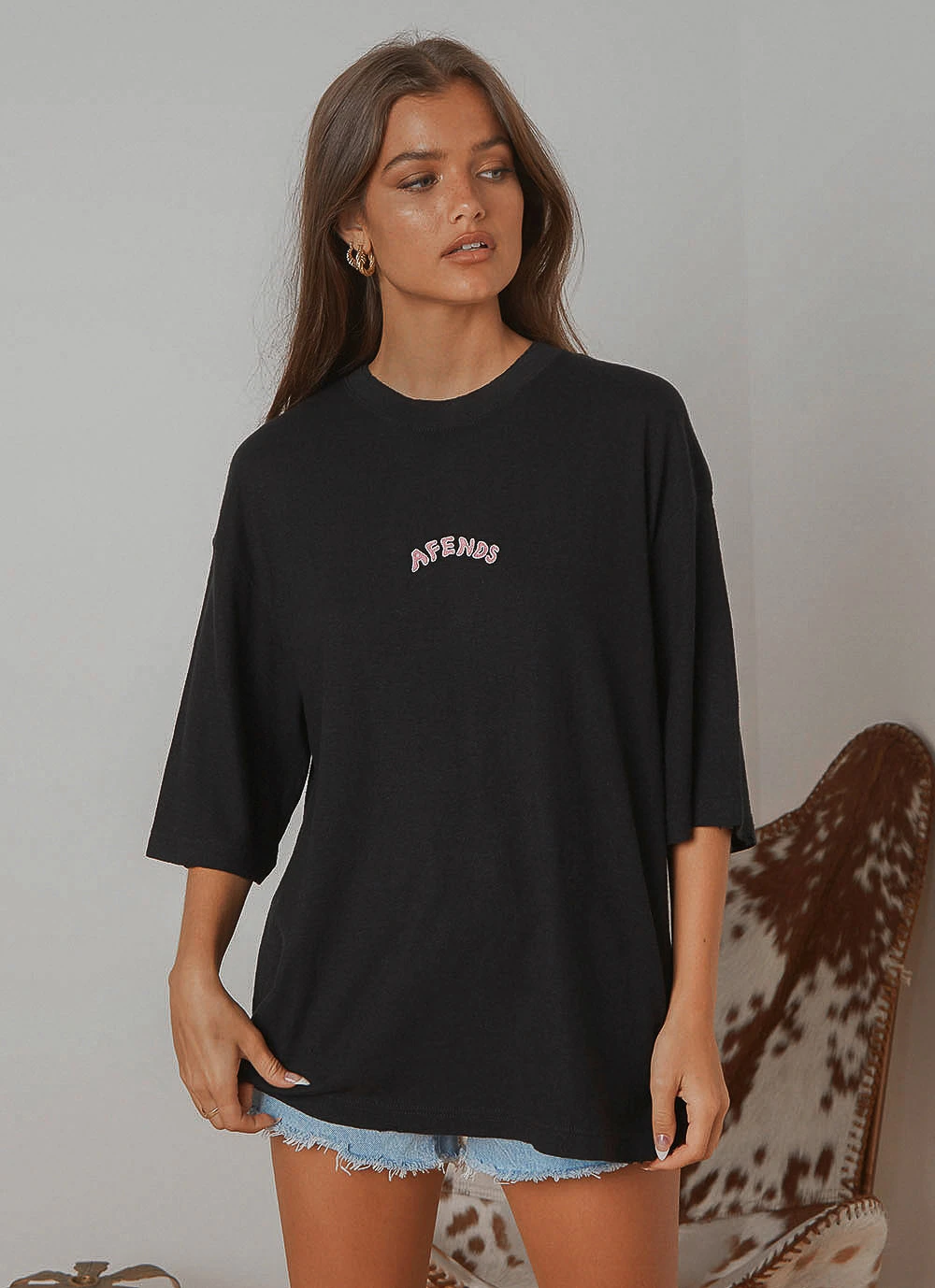 Afends Hounds Of Love Oversized Tee - Black New & Most Loved 3 Afends Hounds Of Love Oversized Tee - Black New & Most Loved
