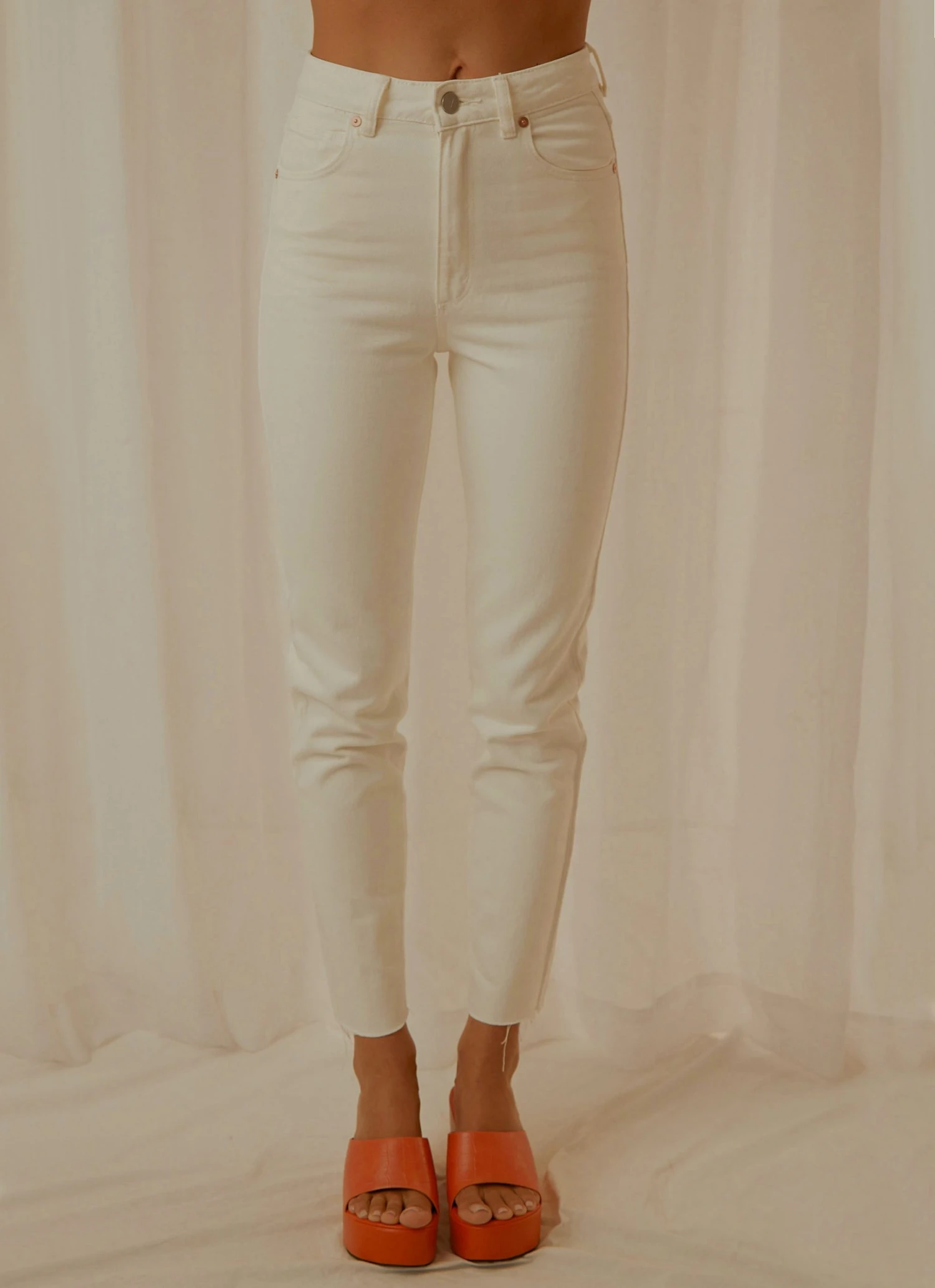 Abrand A 94 High Slim Jean - White Fade New & Most Loved 4 Abrand A 94 High Slim Jean - White Fade New & Most Loved