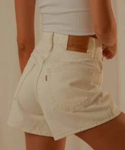 Levi's High Loose Short - Practice Makes Perfect 10 Levi's High Loose Short - Practice Makes Perfect