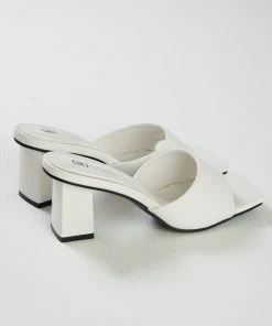 Cult Avenue Dixie Mule Heel - White New & Most Loved
