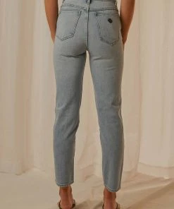 Abrand A 94' High Slim Jean - Billie