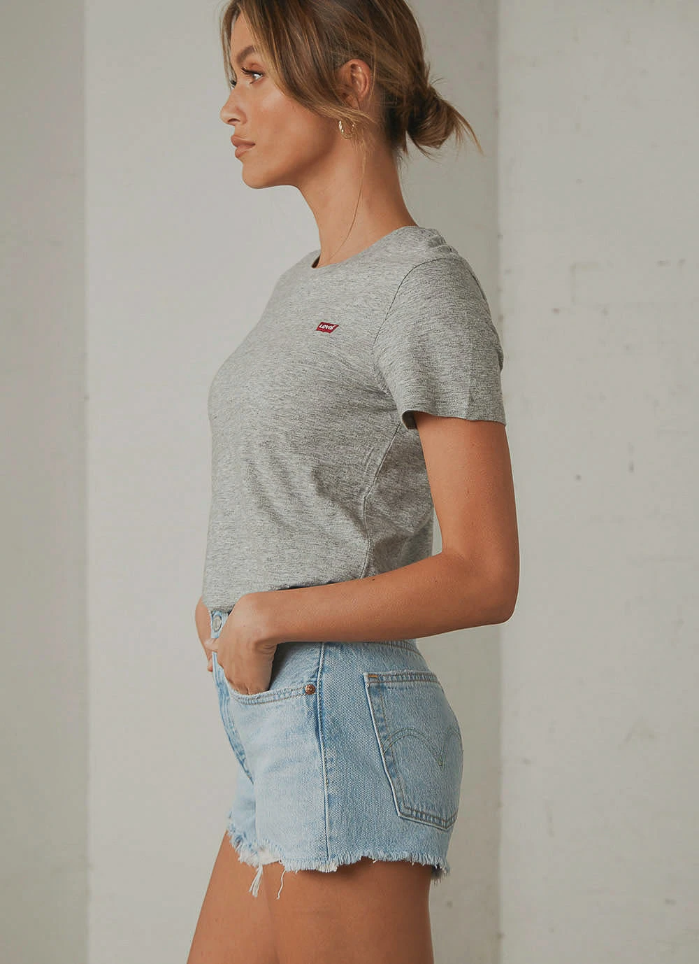Levi's Perfect Tee - Smokestack Heather New & Most Loved 4 Levi's Perfect Tee - Smokestack Heather New & Most Loved