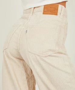 Levi's High Loose Jeans - Sand Shell Plush Cord New & Most Loved