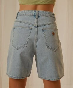 Abrand A Carrie Short - Walk Away New & Most Loved